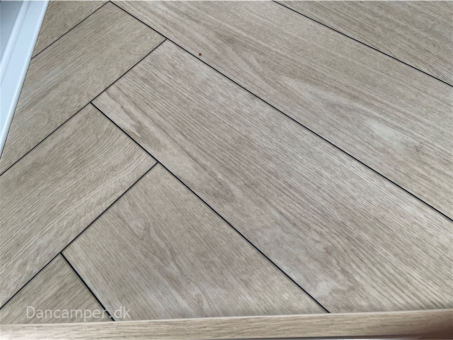 Chausson 640 Titanium Line