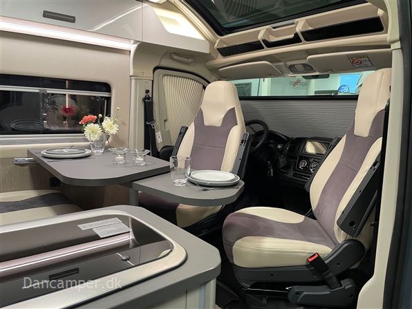 Chausson ROAD LINE V594 VIP MAX