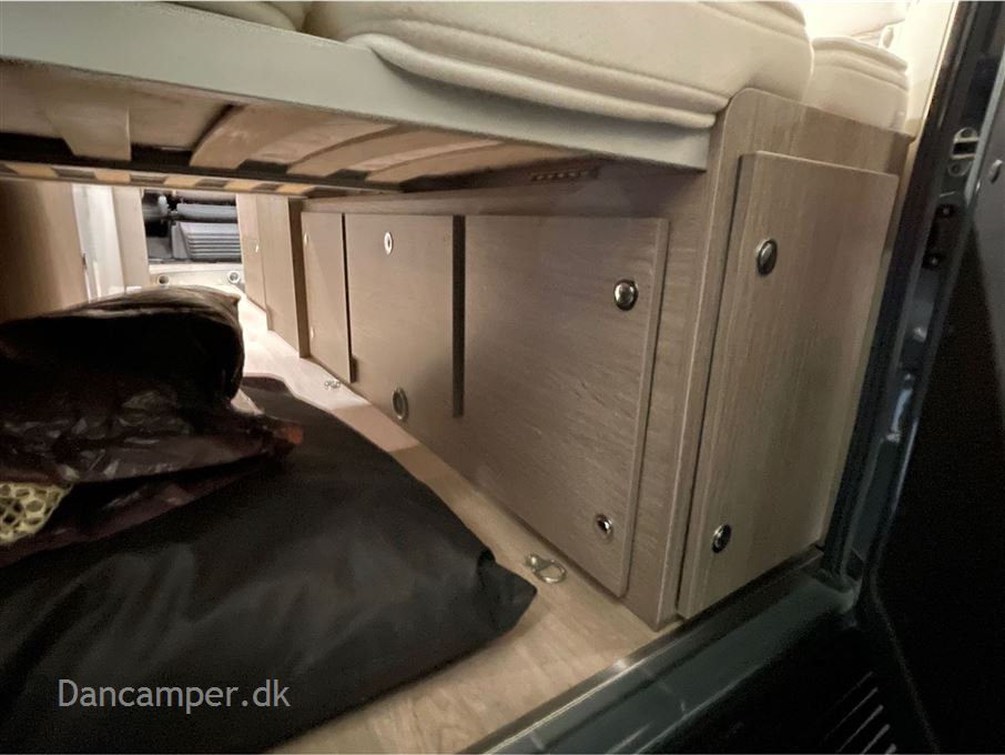 Chausson ROAD LINE V594 VIP MAX