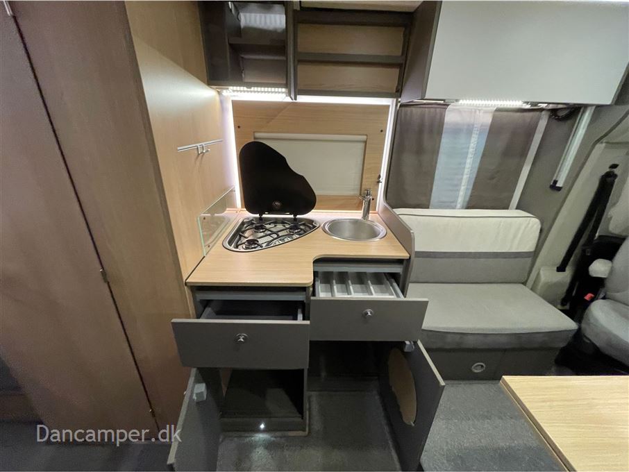 LMC Tourer H 720 Lift