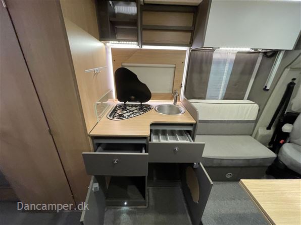 LMC Tourer H 720 Lift