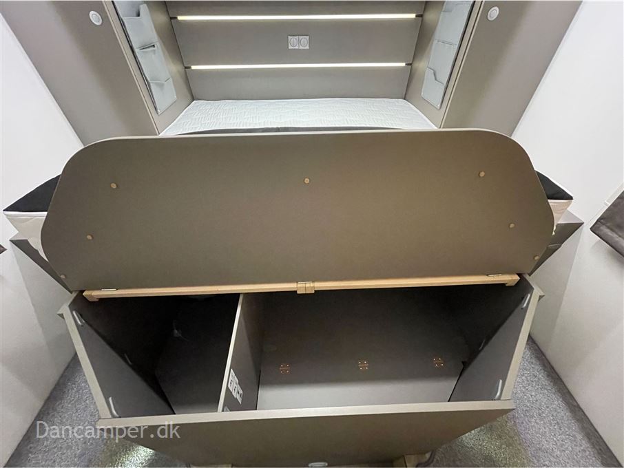 LMC Tourer H 720 Lift