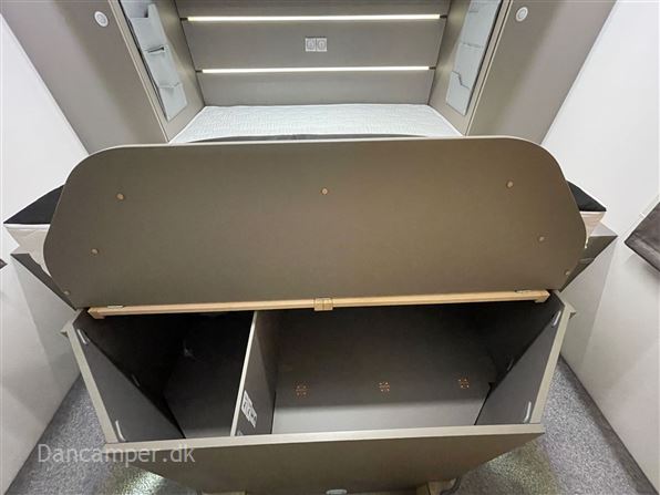 LMC Tourer H 720 Lift