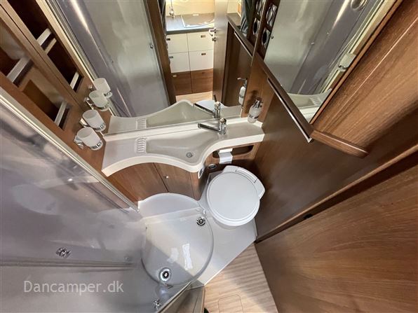 Carthago tourer I 143 LE