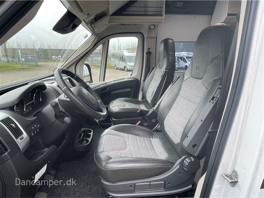 Adria Twin Axess 600 SP
