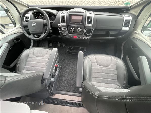 Adria Twin Axess 600 SP