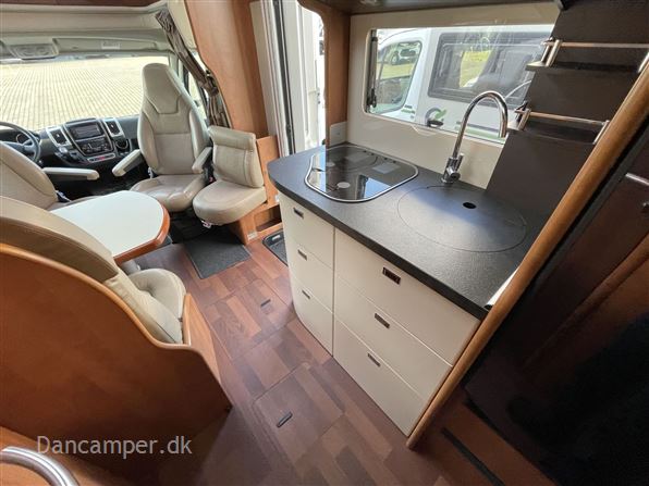 Carthago c-tourer T143 LE