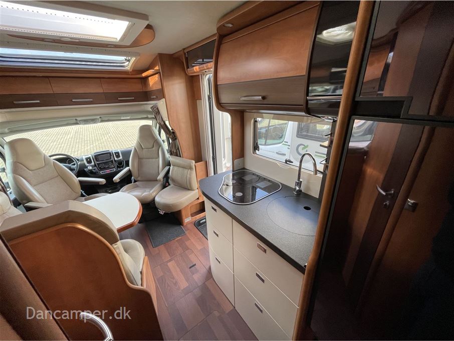 Carthago c-tourer T143 LE