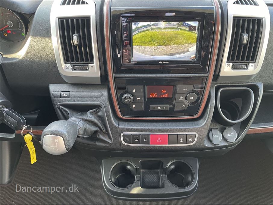 Carthago c-tourer T143 LE