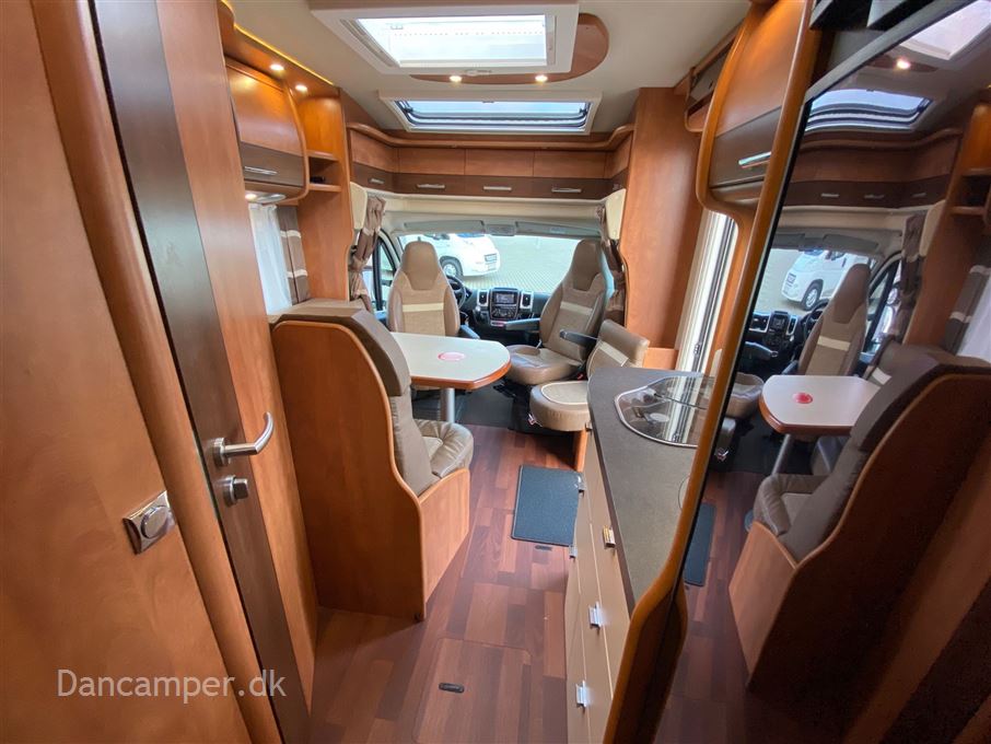 Carthago c-tourer T143 LE