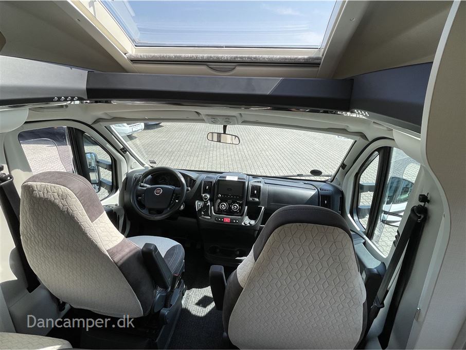 Chausson 640 Titanium VIP