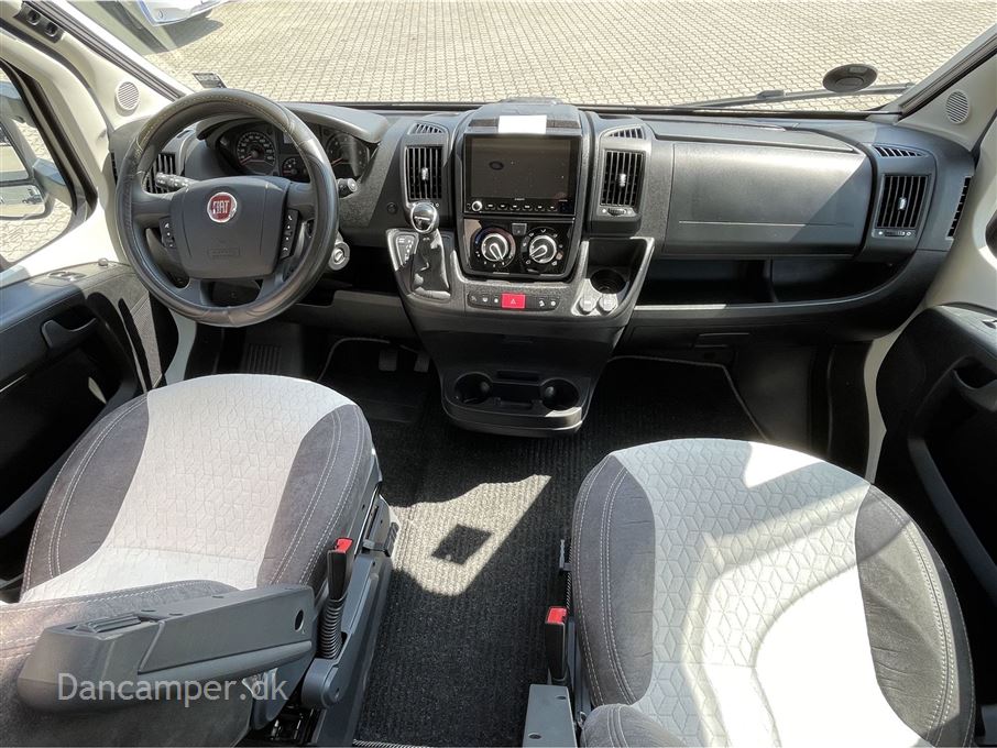 Chausson 640 Titanium VIP