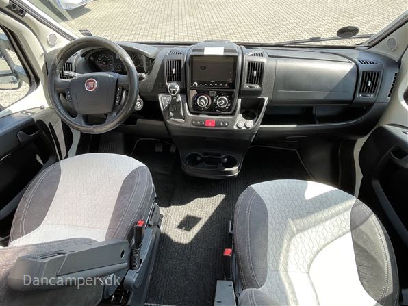 Chausson 640 Titanium VIP