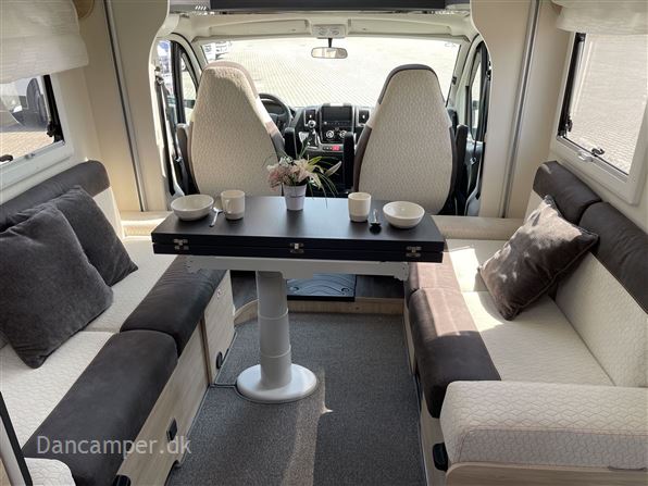 Chausson 640 Titanium VIP
