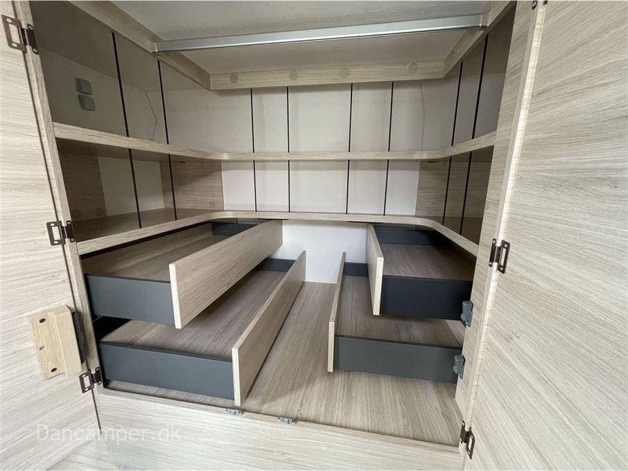 Chausson 640 Titanium VIP