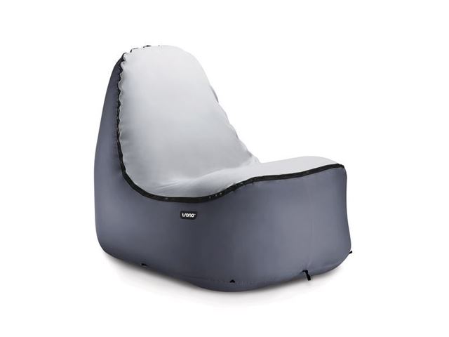 Luftstol TRONO, grå lænestol er simpelthen oppustet af vind eller luft.