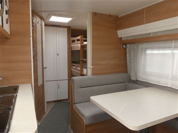 Hobby De Luxe 545 KMF