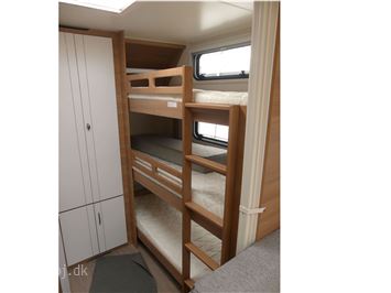 Hobby De Luxe 545 KMF