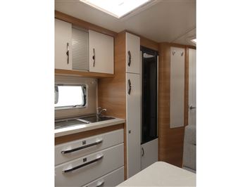 Hobby De Luxe 545 KMF