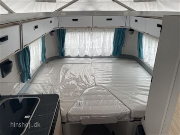 Eriba Touring 542 Urban