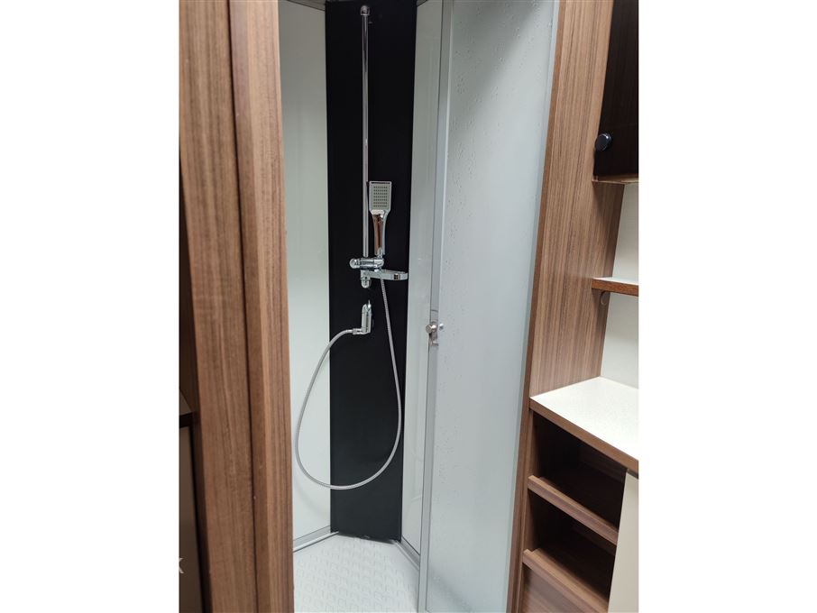 Polar Svit 680 TR TDS