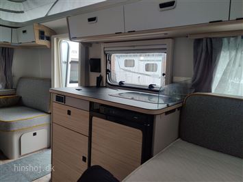 Eriba Touring 530 Nugget Gold