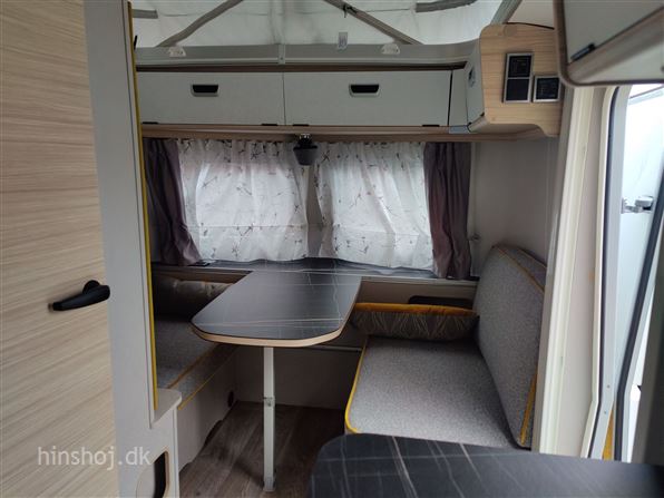 Eriba Touring 530 Nugget Gold