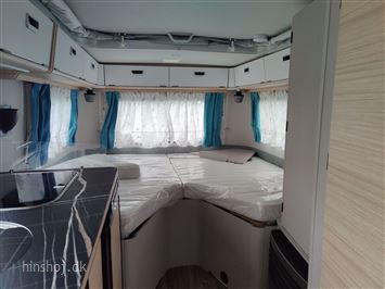 Eriba Touring 542 Harbour Blue