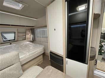 Hobby De Luxe 460 SFf