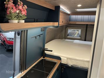Eriba Car 600 Deep Ocean Blue Aut