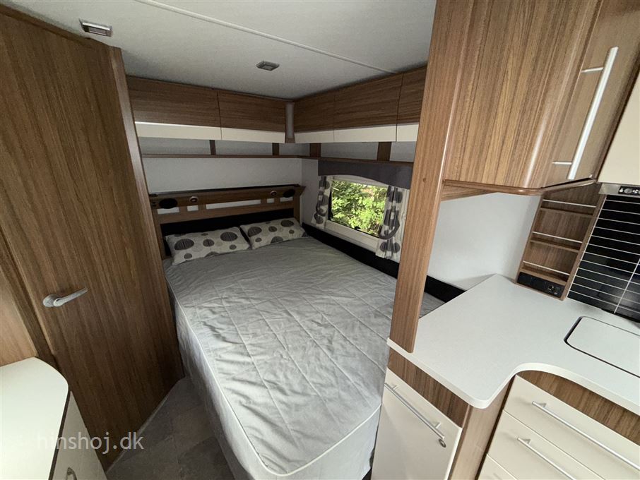 Polar Svit 590 CTH