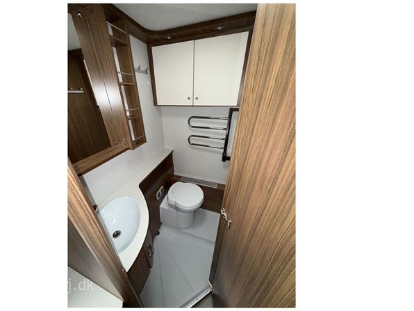 Polar Svit 590 CTH
