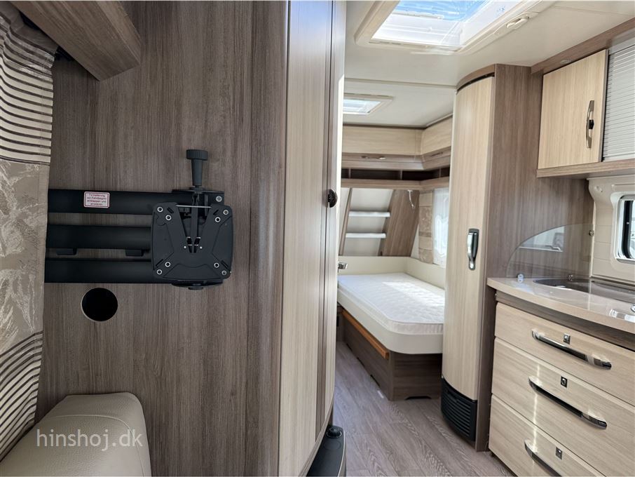 Hobby De Luxe 495 UL