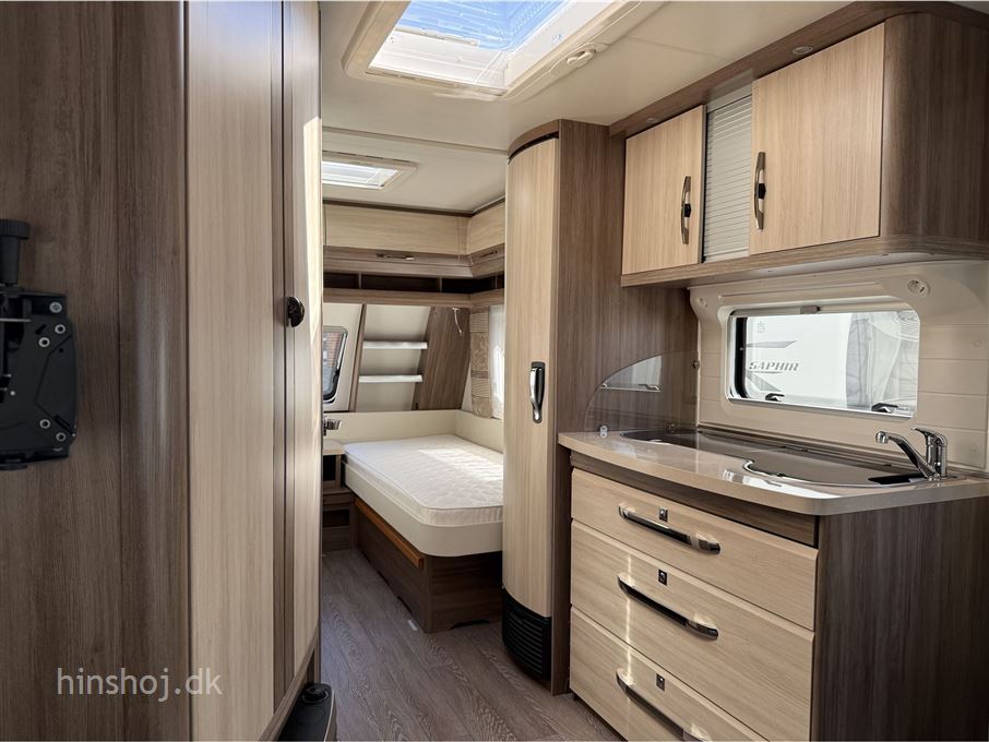 Hobby De Luxe 495 UL