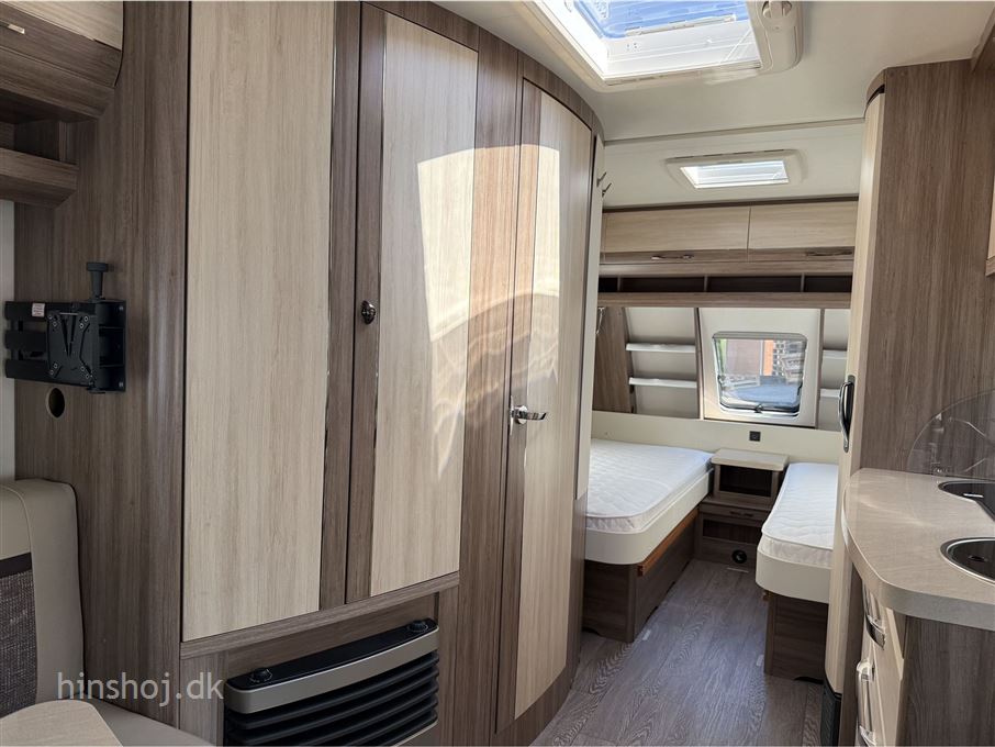 Hobby De Luxe 495 UL