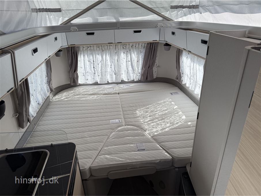 Eriba Touring 542 Urban