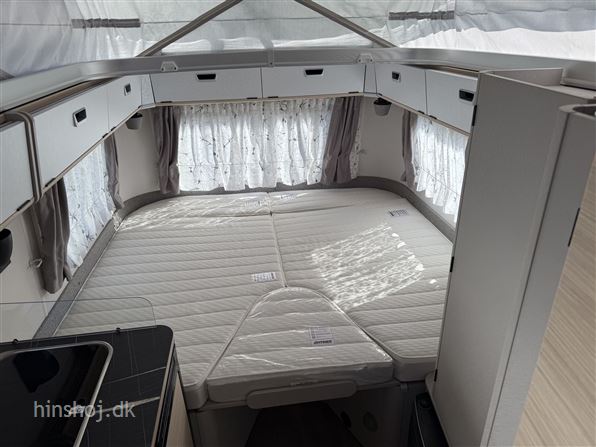 Eriba Touring 542 Urban