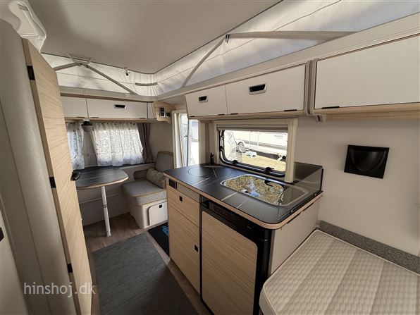 Eriba Touring 542 Urban