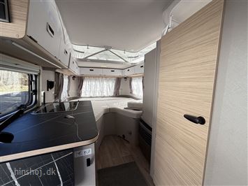 Eriba Touring 542 Urban