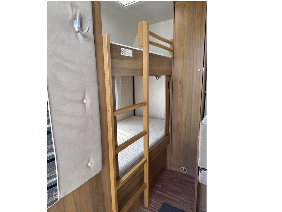Bürstner Averso 495 TK