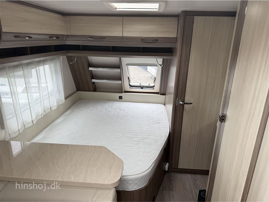 Hobby De Luxe 560 KMFe
