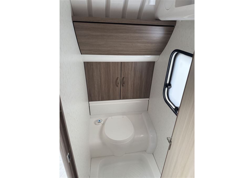 Hobby De Luxe 560 KMFe