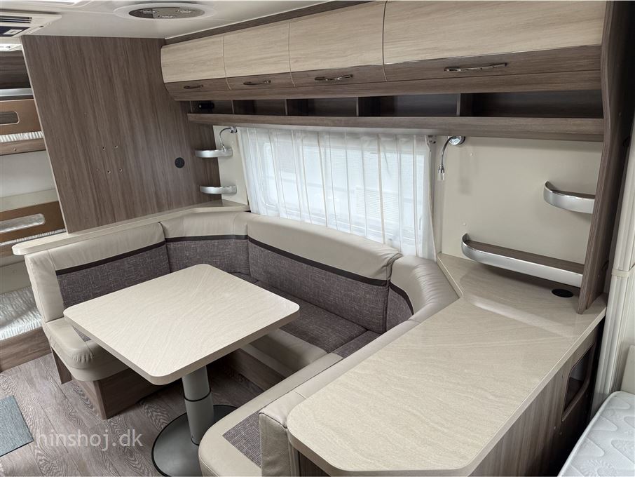 Hobby De Luxe 560 KMFe