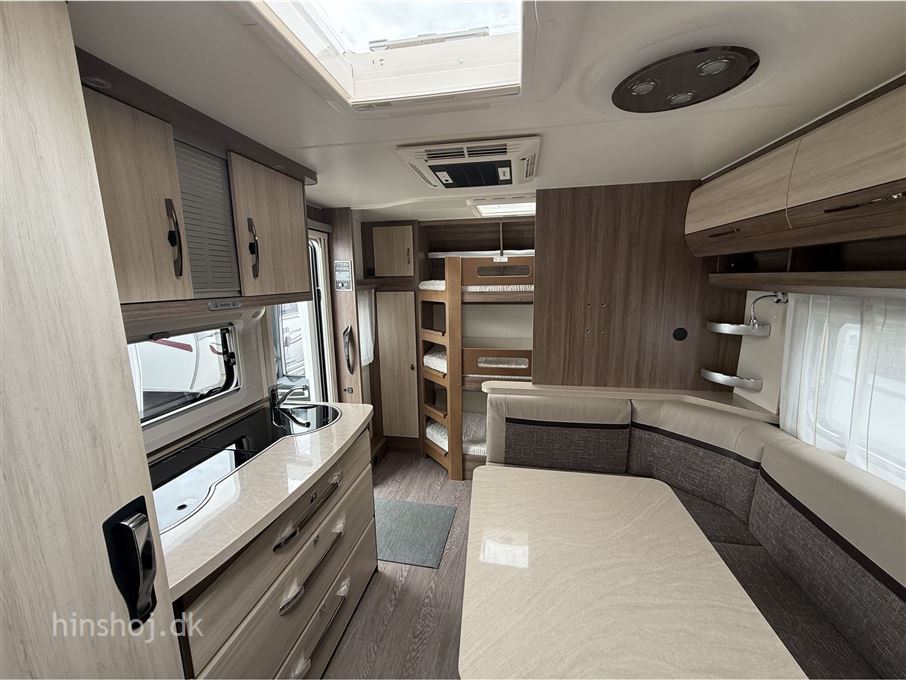 Hobby De Luxe 560 KMFe