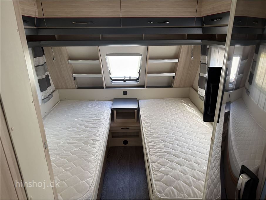 Hobby De Luxe Edition 495 UL