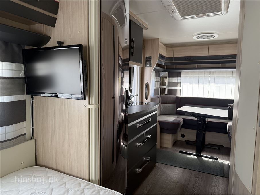 Hobby De Luxe Edition 495 UL
