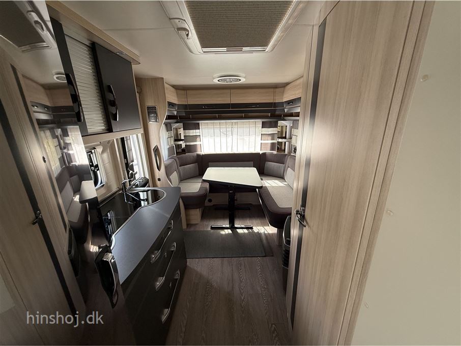 Hobby De Luxe Edition 495 UL