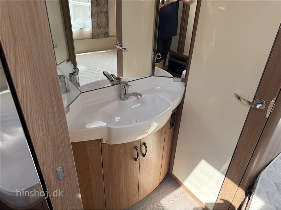 Hobby De Luxe 460 UFe