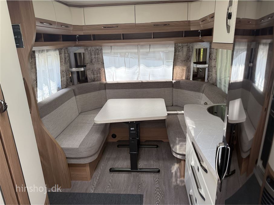 Hobby De Luxe 460 UFe