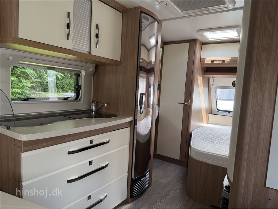 Hobby De Luxe 460 UFe